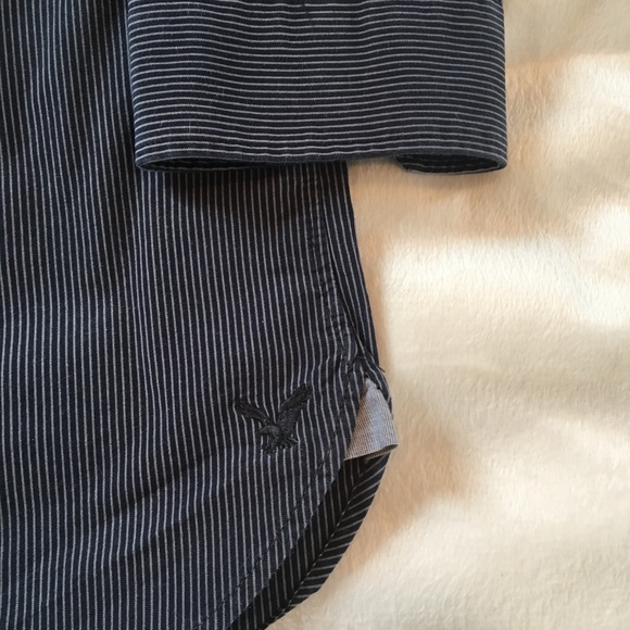 American Eagle Slim Fit Button Down Long Sleeve Blue Shirt. Sz: Medium - Picture 3 of 9